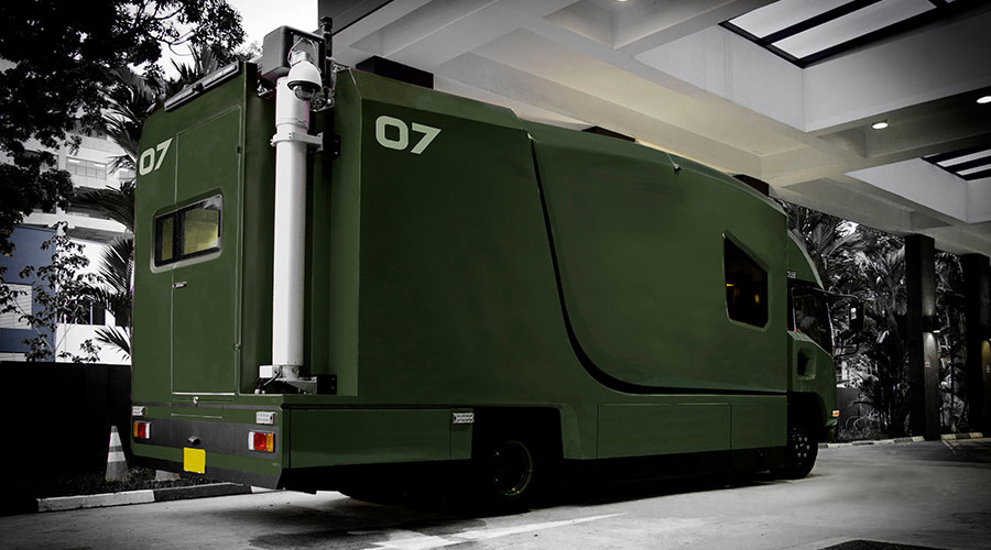 commandvehicle_rearview