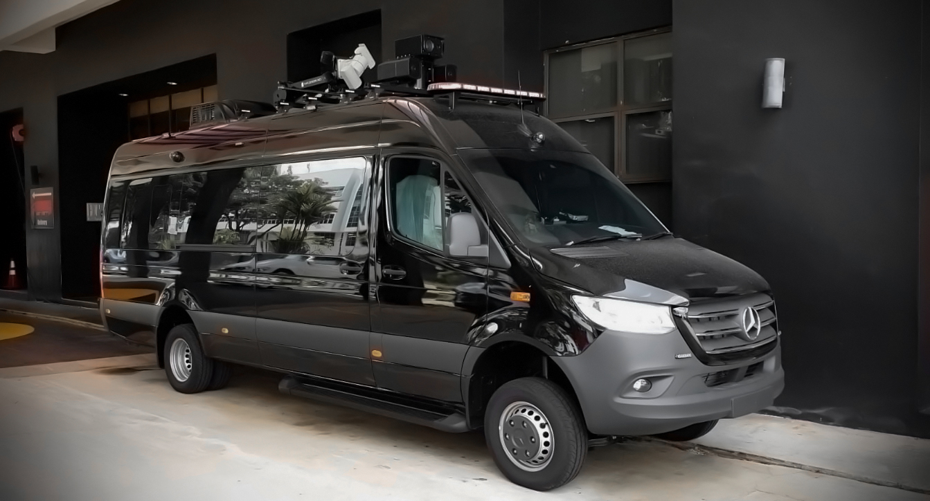 Mobile Command Vehicle Exterior