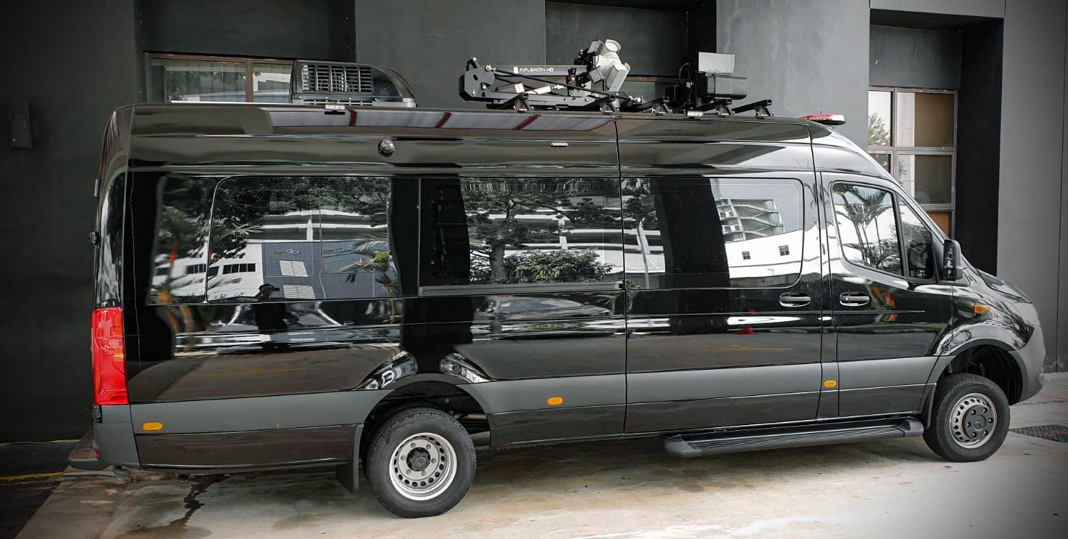 Mobile Command Vehicle Exterior